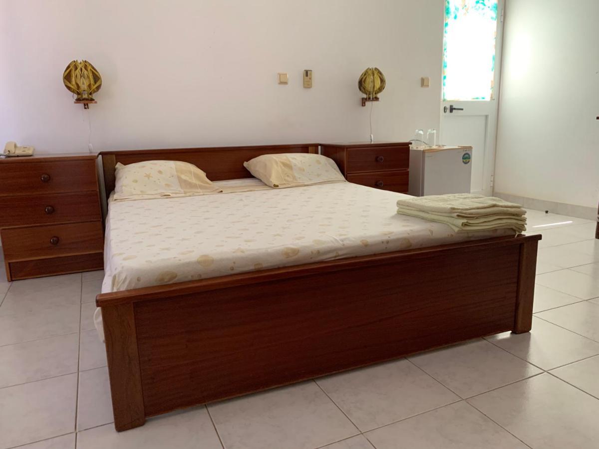 ホテル Residencial Por Do Sol Porto Novo エクステリア 写真