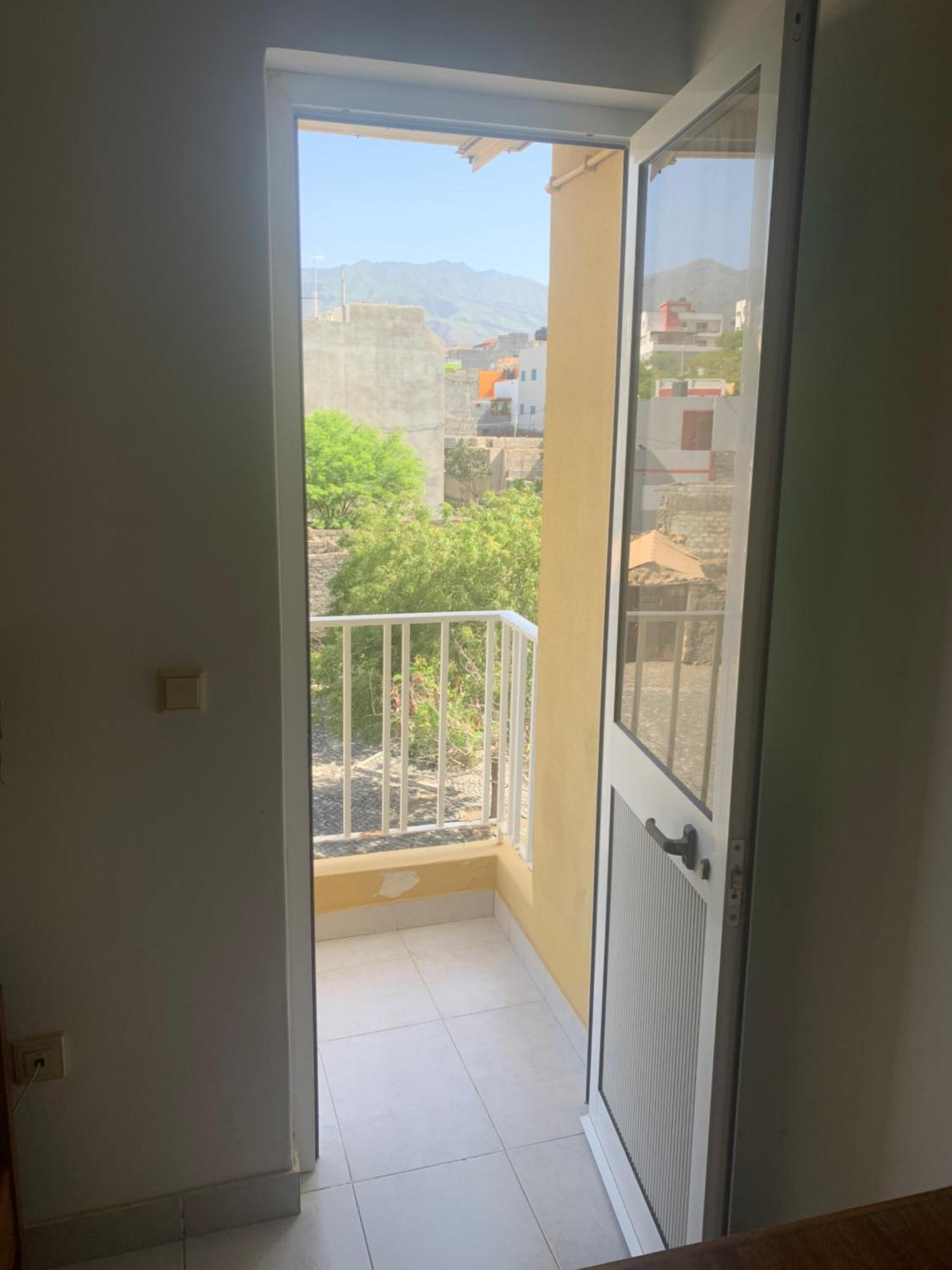 ホテル Residencial Por Do Sol Porto Novo エクステリア 写真